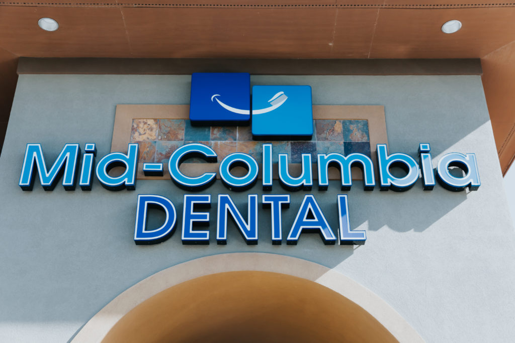 Signage for Mid-Columbia Dental